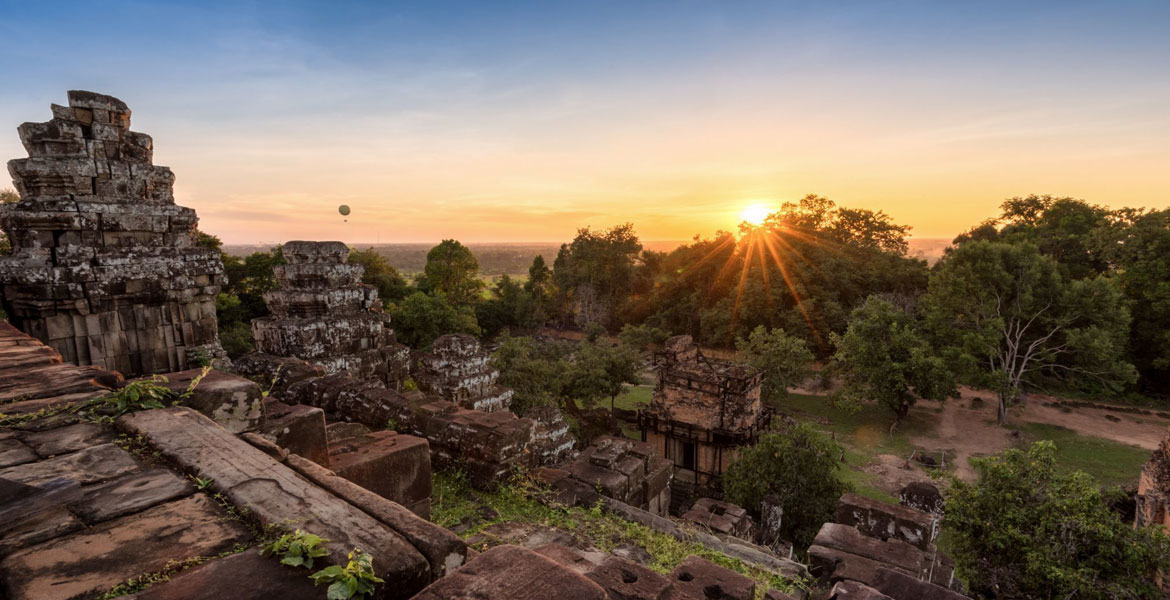 Phnom Bakheng Sunset