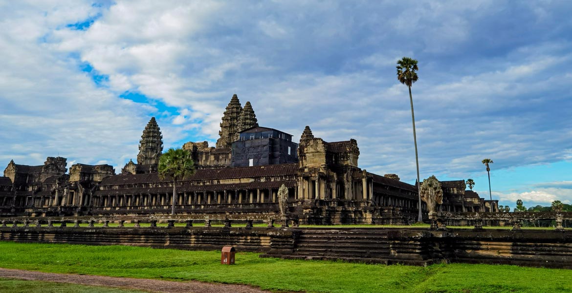 Angkor Luxury Tours